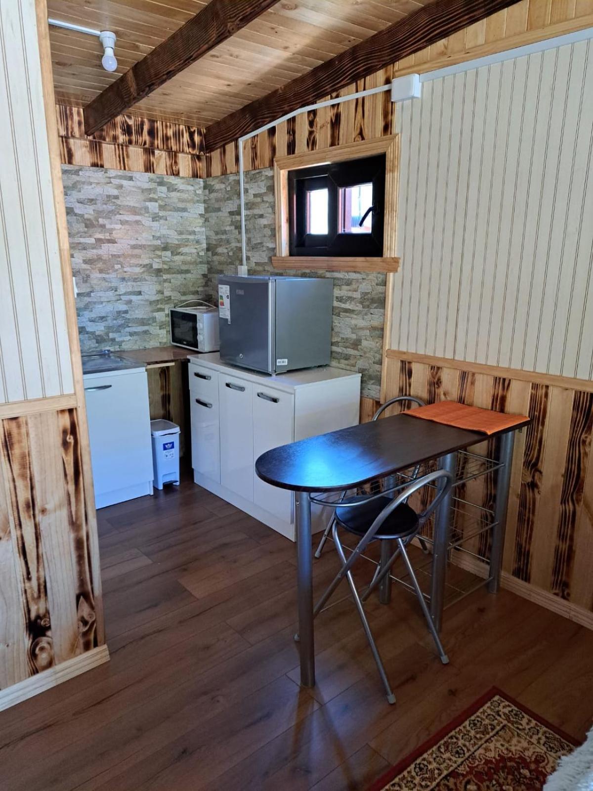 Hostal Robinson Puerto Puyuguapi Εξωτερικό φωτογραφία