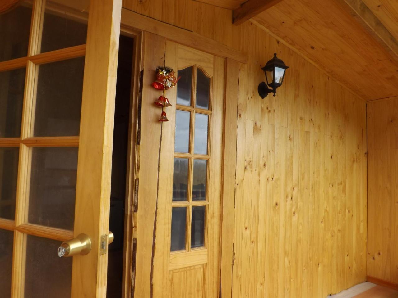 Hostal Robinson Puerto Puyuguapi Εξωτερικό φωτογραφία